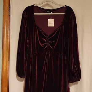 BLOOM CHIC Rich Burgundy Velvet Blouse